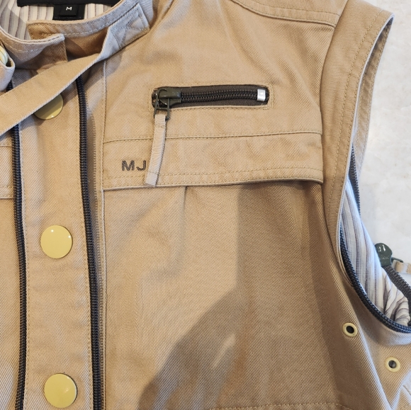 Marc Jacobs vest. Medium - Picture 3 of 6